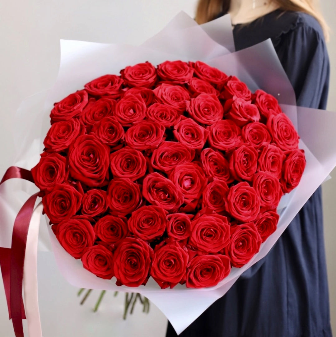 50 Red Roses